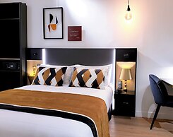 Star Champs Elysées