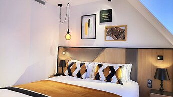 Star Champs Elysées