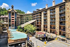 Gatlinburg Town Square