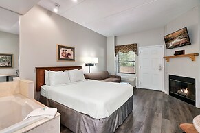 Gatlinburg Town Square