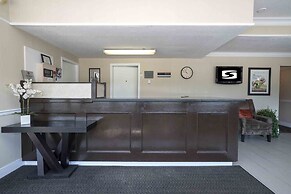 Sandman Inn Blue River