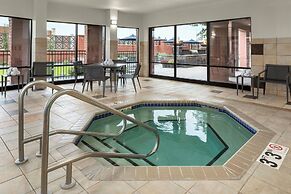 Courtyard Minneapolis St. Paul/Roseville by Marriott