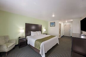 Quality Inn & Suites Clayton, NM