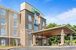 Holiday Inn Express & Suites Starkville by IHG