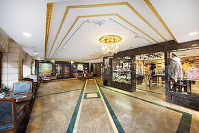 Seven Hills Hotel - Special Class