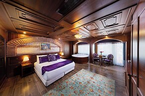 Seven Hills Hotel - Special Class