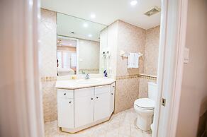 Seven Mile Beach Resort & Club