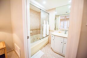 Seven Mile Beach Resort & Club