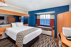 Microtel Inn & Suites by Wyndham Cordova/Memphis/By Wolfchas