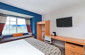 Microtel Inn & Suites by Wyndham Cordova/Memphis/By Wolfchas