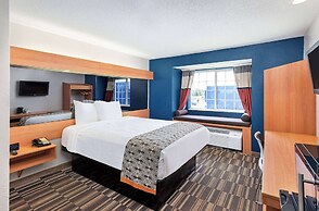 Microtel Inn & Suites by Wyndham Cordova/Memphis/By Wolfchas