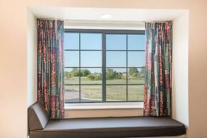 Microtel Inn & Suites by Wyndham Claremore