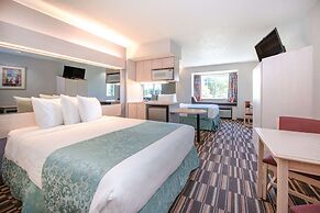 Microtel Inn & Suites by Wyndham Claremore