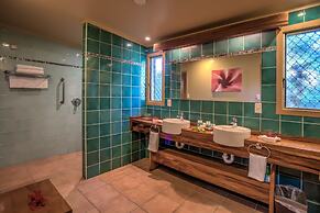 The Rarotongan Beach Resort & Lagoonarium