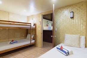 The Rarotongan Beach Resort & Lagoonarium