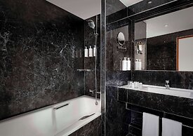 Park Plaza Victoria London