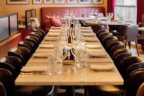 Park Plaza Victoria London