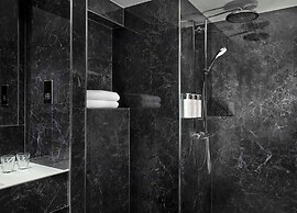 Park Plaza Victoria London