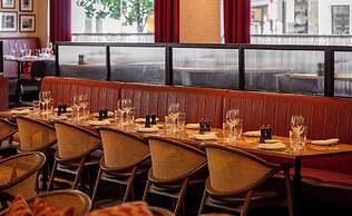 Park Plaza Victoria London