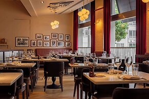 Park Plaza Victoria London