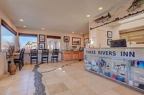 Three Rivers Inn
