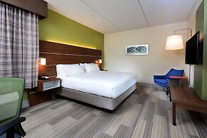 Holiday Inn Express & Suites Raleigh Durham Airport at RTP, an IHG Hot