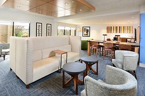 Holiday Inn Express & Suites Raleigh Durham Airport at RTP by IHG