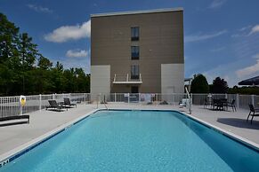 Holiday Inn Express & Suites Raleigh Durham Airport at RTP by IHG