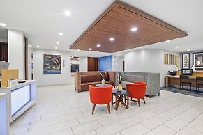 Holiday Inn Express & Suites Locust Grove by IHG