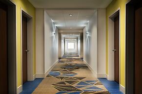 Holiday Inn Express & Suites Locust Grove by IHG