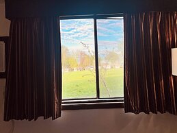 Travelodge by Wyndham Valleyfair Shakopee