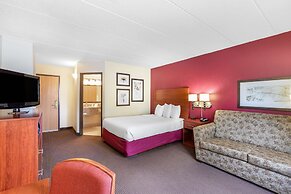 SureStay Plus Hotel by Best Western Litchfield