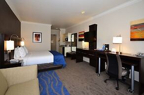 Holiday Inn Express & Suites Santa Clara by IHG