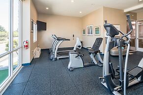 Holiday Inn Express & Suites Santa Clara by IHG