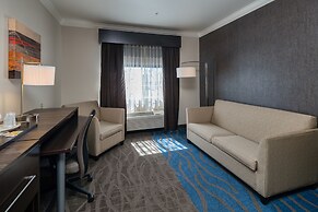 Holiday Inn Express & Suites Santa Clara by IHG