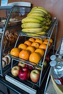 Holiday Inn Express & Suites Santa Clara by IHG