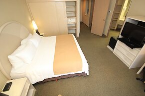 Holiday Inn Convention Center by IHG