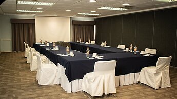 Holiday Inn Convention Center by IHG