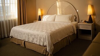 Holiday Inn Convention Center by IHG