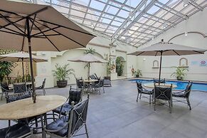 Holiday Inn Convention Center by IHG