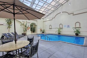 Holiday Inn Convention Center by IHG