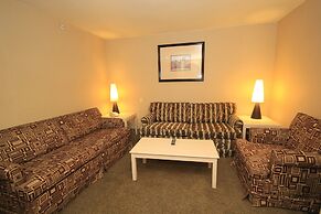 Holiday Inn Convention Center by IHG