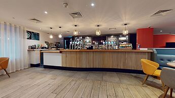 Holiday Inn Cardiff City Centre by IHG