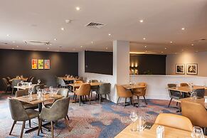 Holiday Inn Cardiff City Centre by IHG