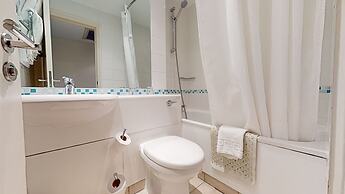 Holiday Inn Cardiff City Centre by IHG