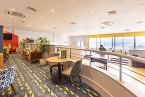Holiday Inn Cardiff City Centre by IHG