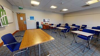 Holiday Inn Cardiff City Centre by IHG