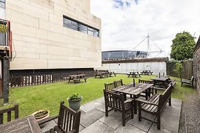 Holiday Inn Cardiff City Centre by IHG