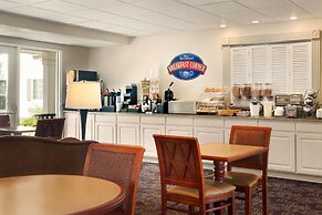 Baymont by Wyndham Wichita East