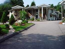 Cedar Park Whirlpool Suites